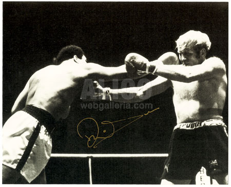 Muhammad Ali / Richard Dunn Autographed 8 x 10\\\