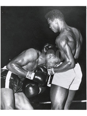 Cassius Clay / Alonzo Johnson Black/White Press Photo